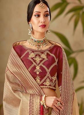 Beige woven silk blend saree with blouse 2