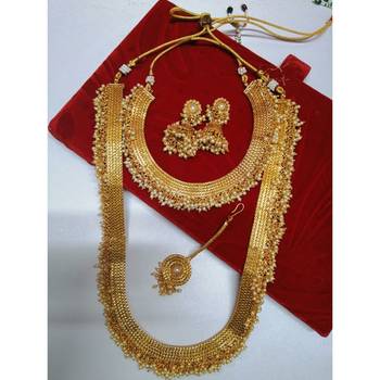 Gold necklace sets 1