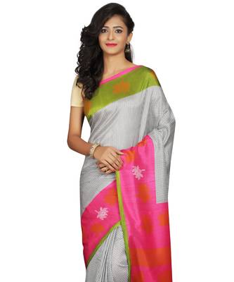 Multicolor printed crepe saree with blouse 5