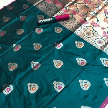 Teal woven art silk saree with blouse 3