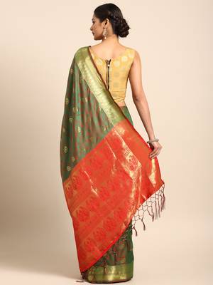 Green woven art silk saree with blouse 2