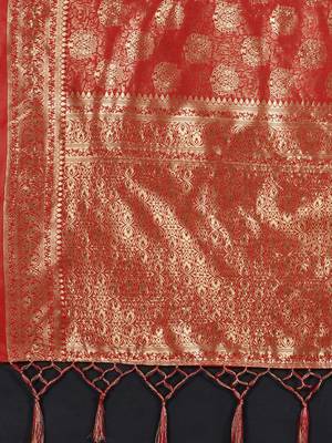Red woven art silk saree with blouse 3