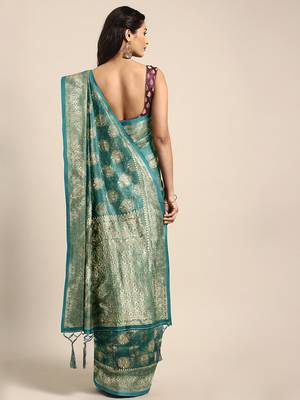 green woven art silk saree with blouse 2