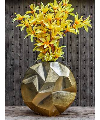 Golden Nouveau Riche Vase 1