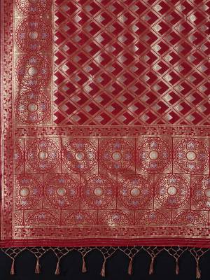 Maroon woven art silk saree with blouse 3