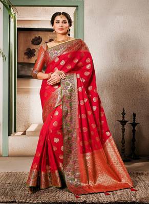 Maroon woven silk saree with blouse 1