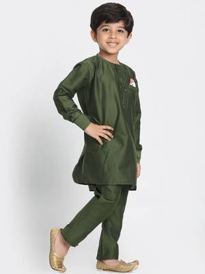   Mehandi Green Cotton Blend Kurta Pyjama Set 2