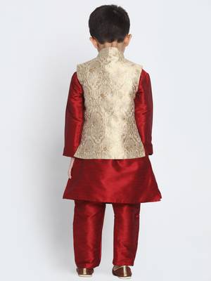  Maroon And Gold Silk Blend Jacket, Kurta And Pyjama Set 4