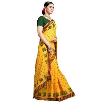 Yellow printed georgette saree with blouse 4