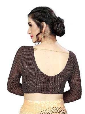 Cream printed faux georgette saree with blouse 5