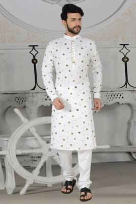 White Stylish Digital Print Kurta Pyjama 1