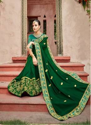 Dark Green Embroidered Silk Blend Saree With Blouse 2