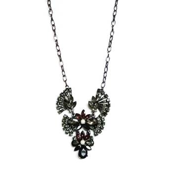 Stylish Neck Piece 1