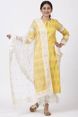 Butter Mustard Leheriya Crochet Kurti with Crochet Pants and Sequenced Organza Dupatta 1