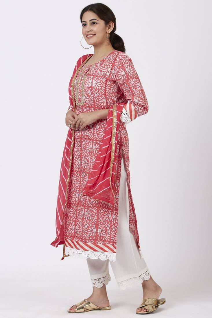 Raspberry Pink Floral Printed Kurti with Crochet Pants and Leheriya Dupatta
