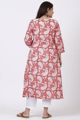 Red Paisley Cape Kurti with Straight Pants 5