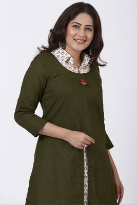 Mehendi Green Collared Printed Kurti with Straight Pants 3