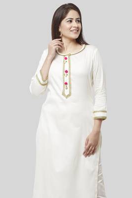 Off-White Gotta Straight Kurti with Straight Pants 4