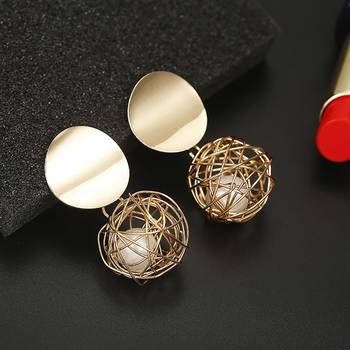 Gold earrings 1