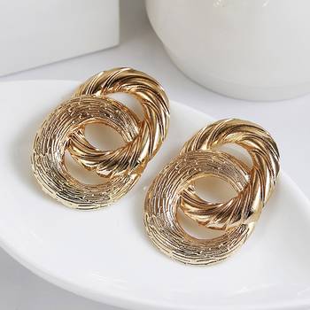Gold earrings 2