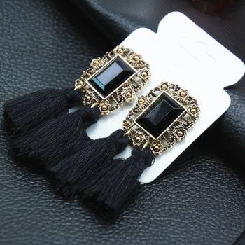 Black earrings 1