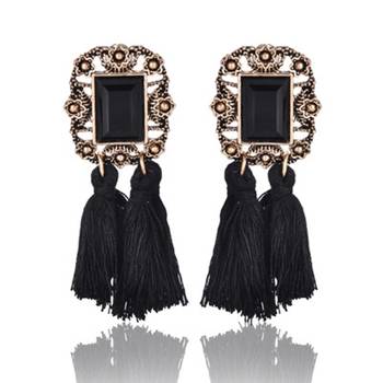 Black earrings 2