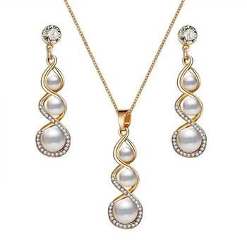 Gold pendants 1