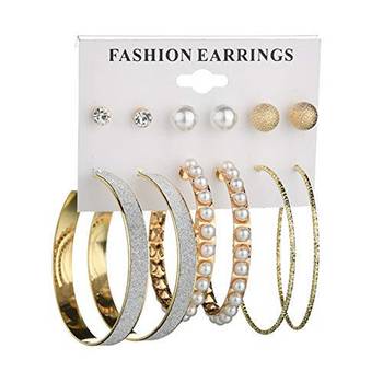 Gold earrings 4