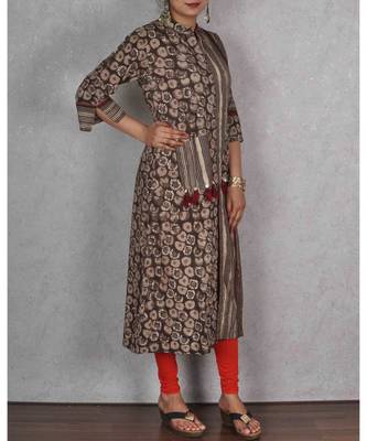 Dusty Beige & Black Cotton Printed Kurta 1