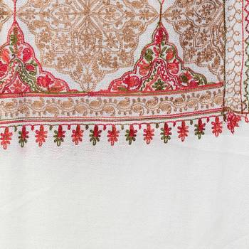 Ivory & Multicolor wool Embroidered Shawl 4