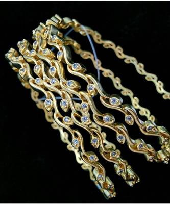 Georgeous High Gold Plated Bangle With American Diamond Stones 1