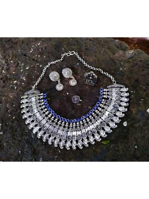 Silver necklace-sets 1