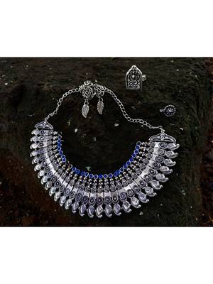 Silver necklace-sets 1