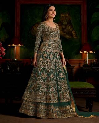 Green embroidered georgette semi stitched salwar with dupatta 1