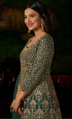 Green embroidered georgette semi stitched salwar with dupatta 2