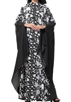 Crepe Black And White Printed Irani Kaftan 5