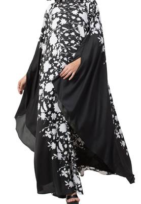 Crepe Black And White Printed Irani Kaftan 6