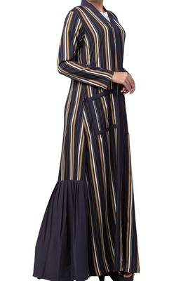 Long Dress With Front Pockets And Contrast Pleated Bottom Made In Crepe And Moss Fabric 5