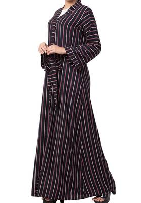 Long Abaya Like Dress In Stripes With Pockets And Belt Made Of Moss Fabric 5