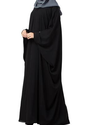 Simple Yet Elegant Islamic Kaftan Abaya With Pleats On Neck Made In kashibo Matte Fabric 3