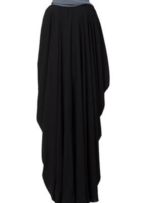 Simple Yet Elegant Islamic Kaftan Abaya With Pleats On Neck Made In kashibo Matte Fabric 8