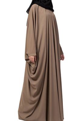 Simple Yet Elegant Islamic Kaftan Abaya With Pleats On Neck Made In kashibo Matte Fabric 4