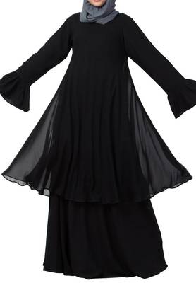 Dual Layer Modest Abaya Dress With Bell Sleeves Made In kashibo Matte And Fine Georgette Fabrics 3