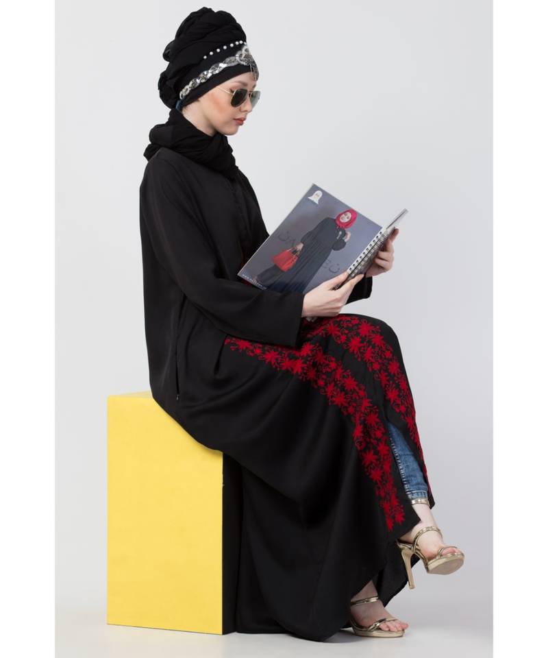 Black Nazneen Front Embroidered Zip At Neck Nida Abaya
