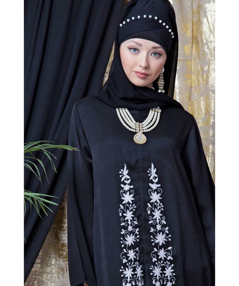 Black Nazneen Front Embroidered Zip At Neck Nida Abaya