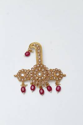 Gold diamond brooch 1