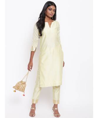 Green Foil Pin-Tucks Kurta Set 5