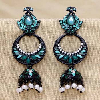 Green jhumkas 1