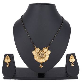 Gold diamond mangalsutra 2