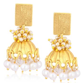 Yellow pearl earrings 1